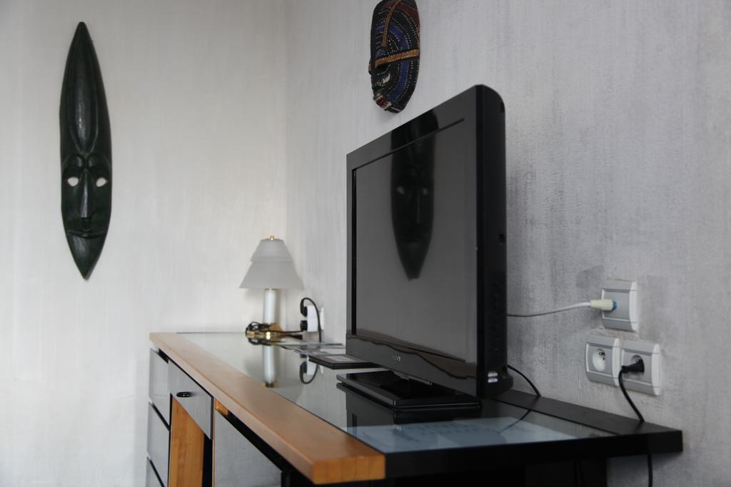 Hotel Absolue Renaissance Magny-Cours Esterno foto